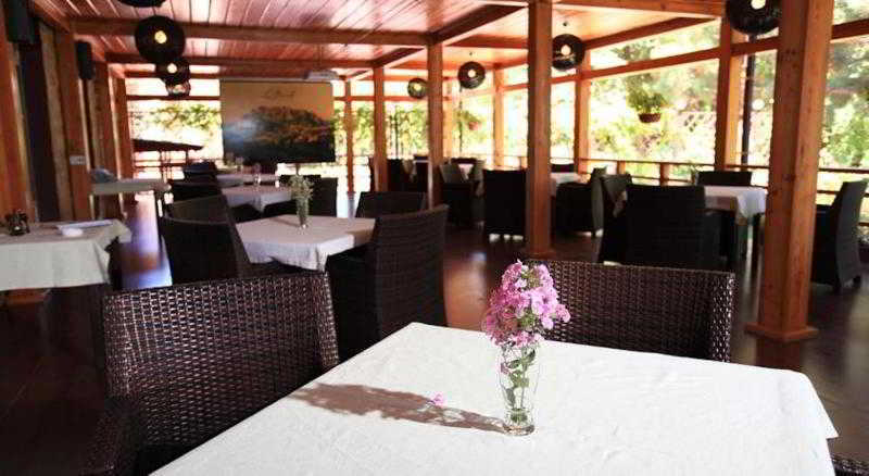 Grand M Hotel Navoi Luaran gambar
