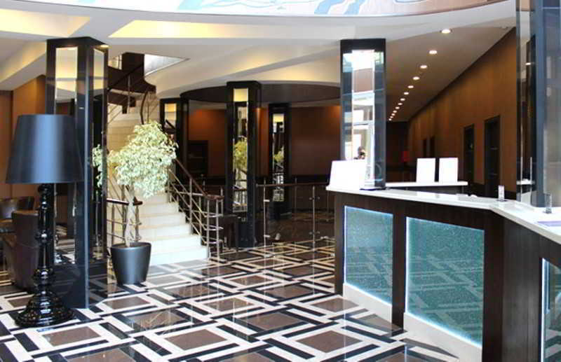 Grand M Hotel Navoi Luaran gambar