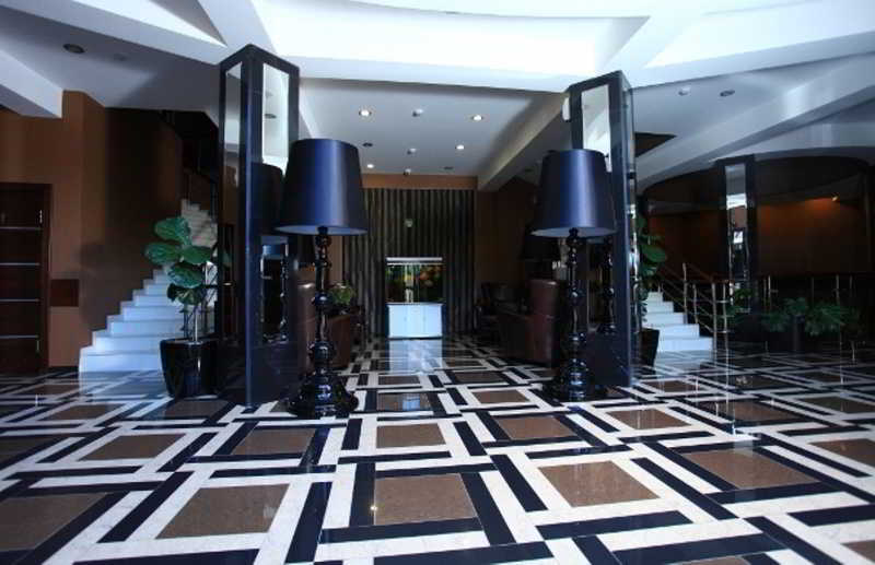 Grand M Hotel Navoi Luaran gambar
