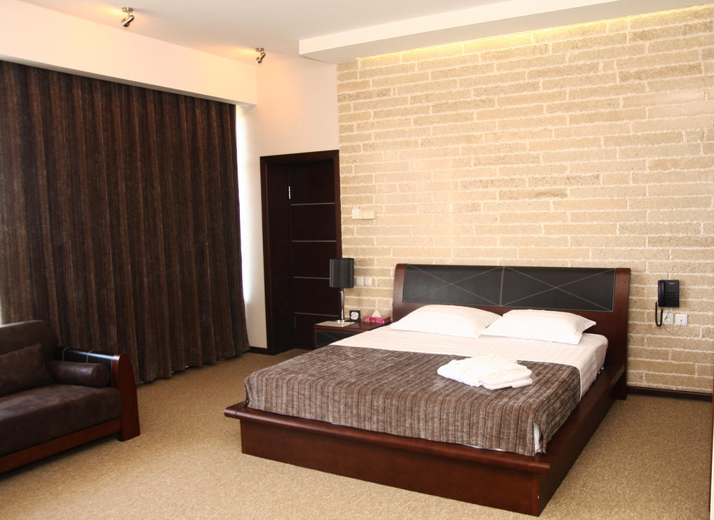 Grand M Hotel Navoi Bilik gambar